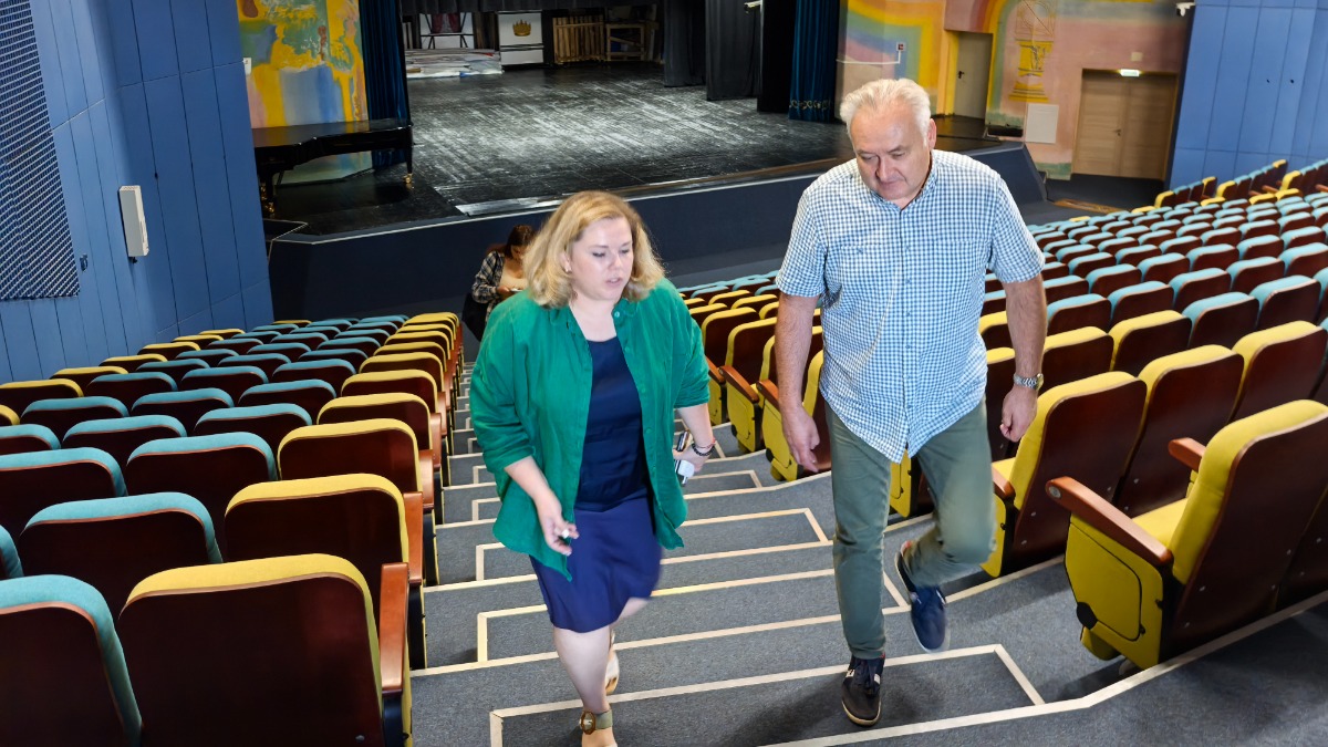 Депутат Мосгордумы Андрей Титов посетил перед началом учебного года Дворец творчества в Зеленограде