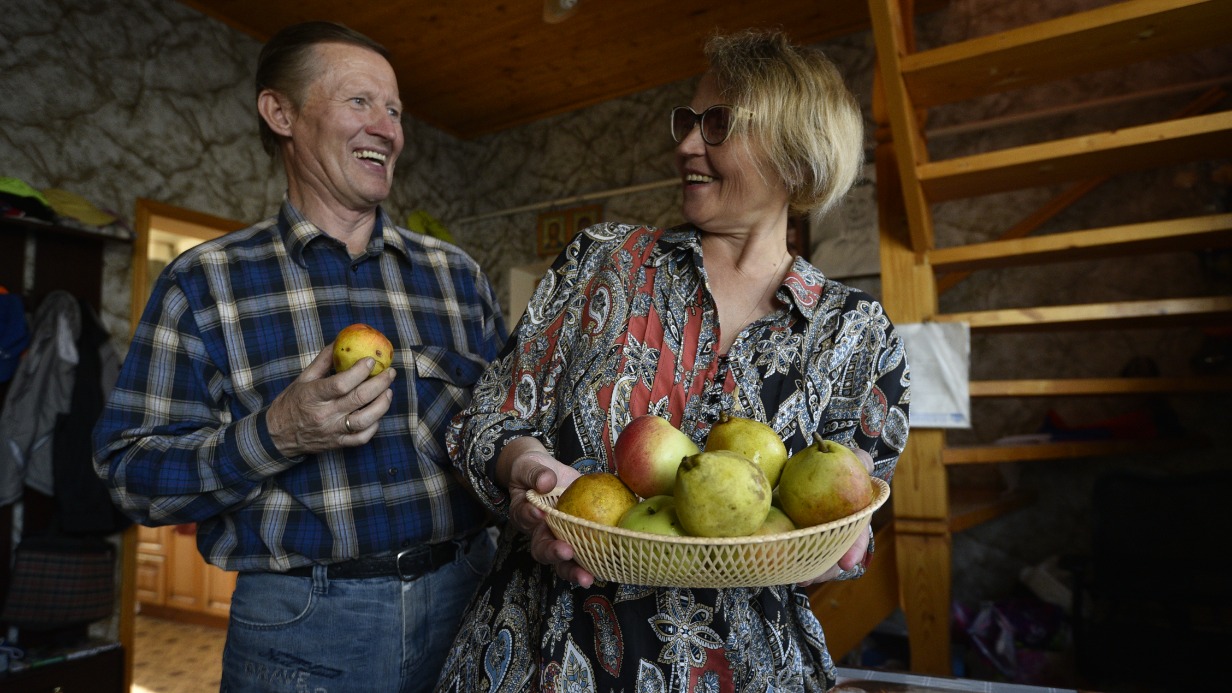 Валерий Пашинин и Галина Таболич на даче