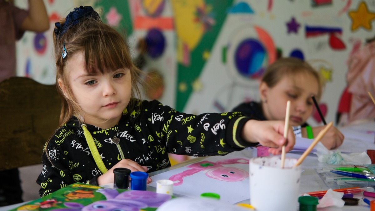 «Газпромнефть-СМ» выпустила интерактивный образовательный проект о российском флаге