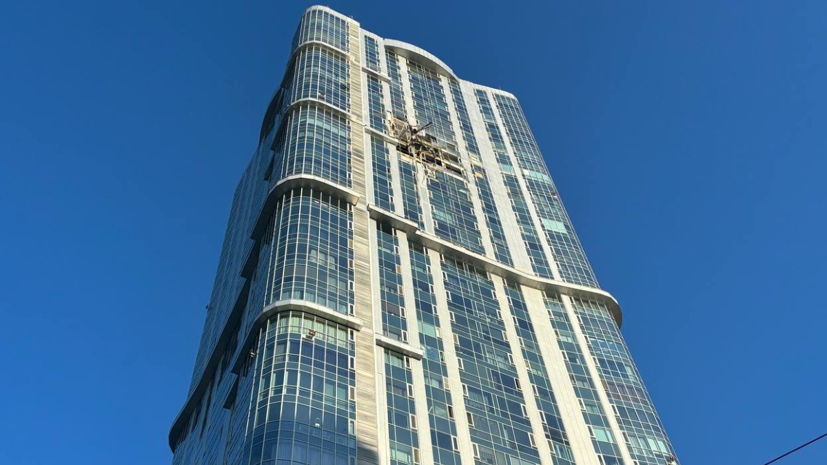 Губернатор Бусаргин: Обломки беспилотника попали в жилые дома в Саратове и Энгельсе