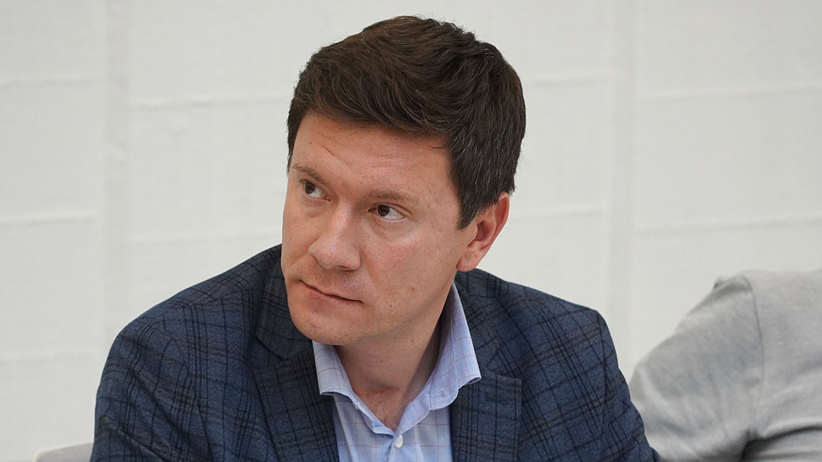 Александр Козлов провел очередную инспекцию работ на Николо-Хованском пруду