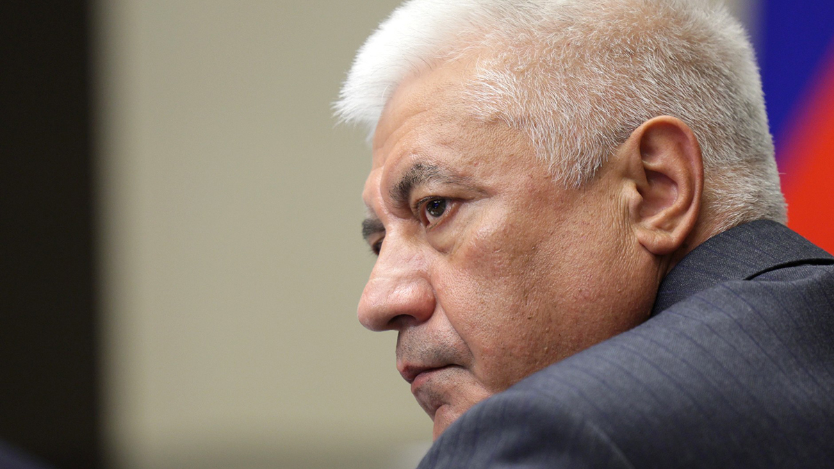 Колокольцев выступил с инициативой депортировать не приносящих пользу нелегалов