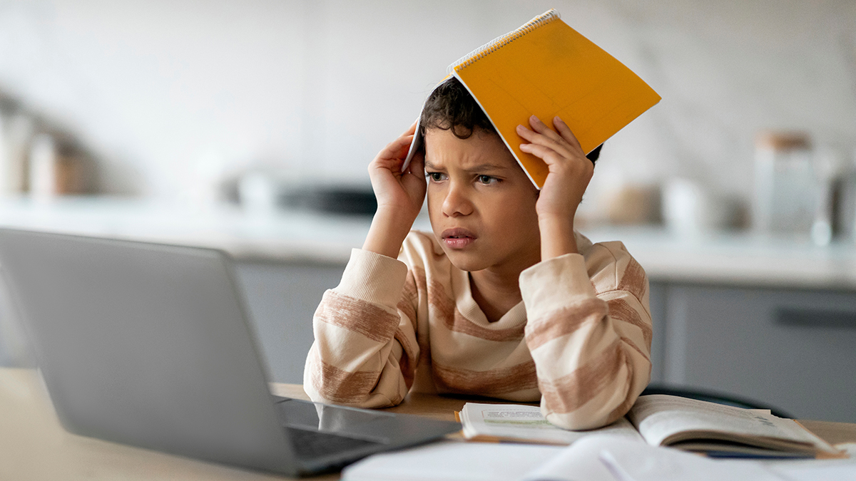 Детский психиатр Глухова рассказала, как управлять стрессом во время учебы