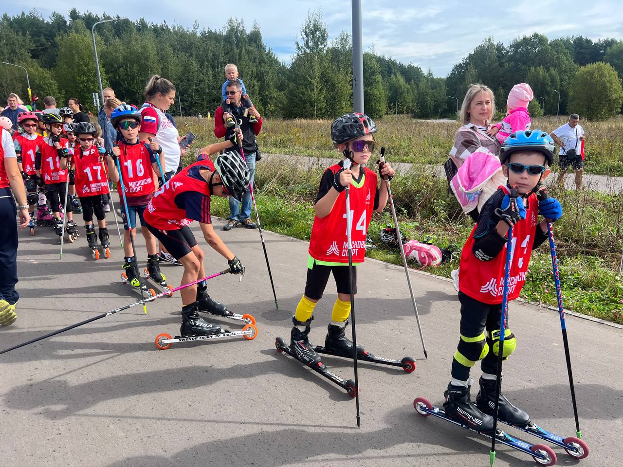 Московские городские соревнования по лыжероллерам прошли в Северном Тушине