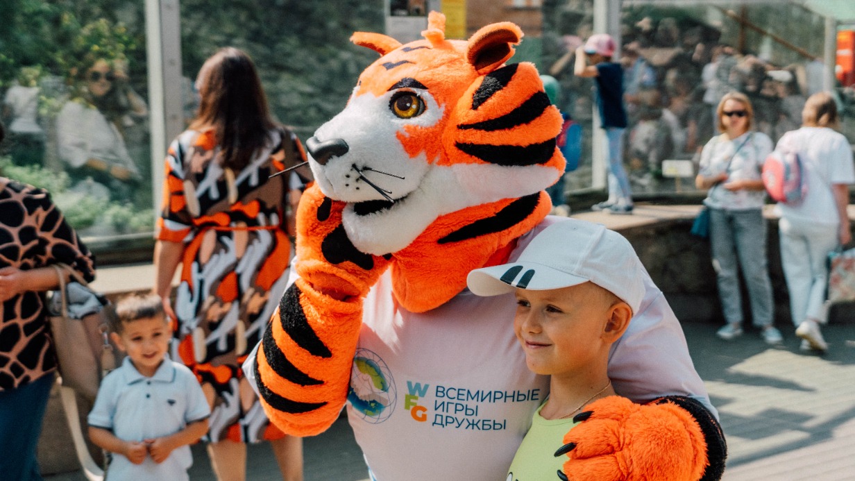 Оргкомитет Игр дружбы стал опекуном амурской тигрицы Барышни из Московского зоопарка