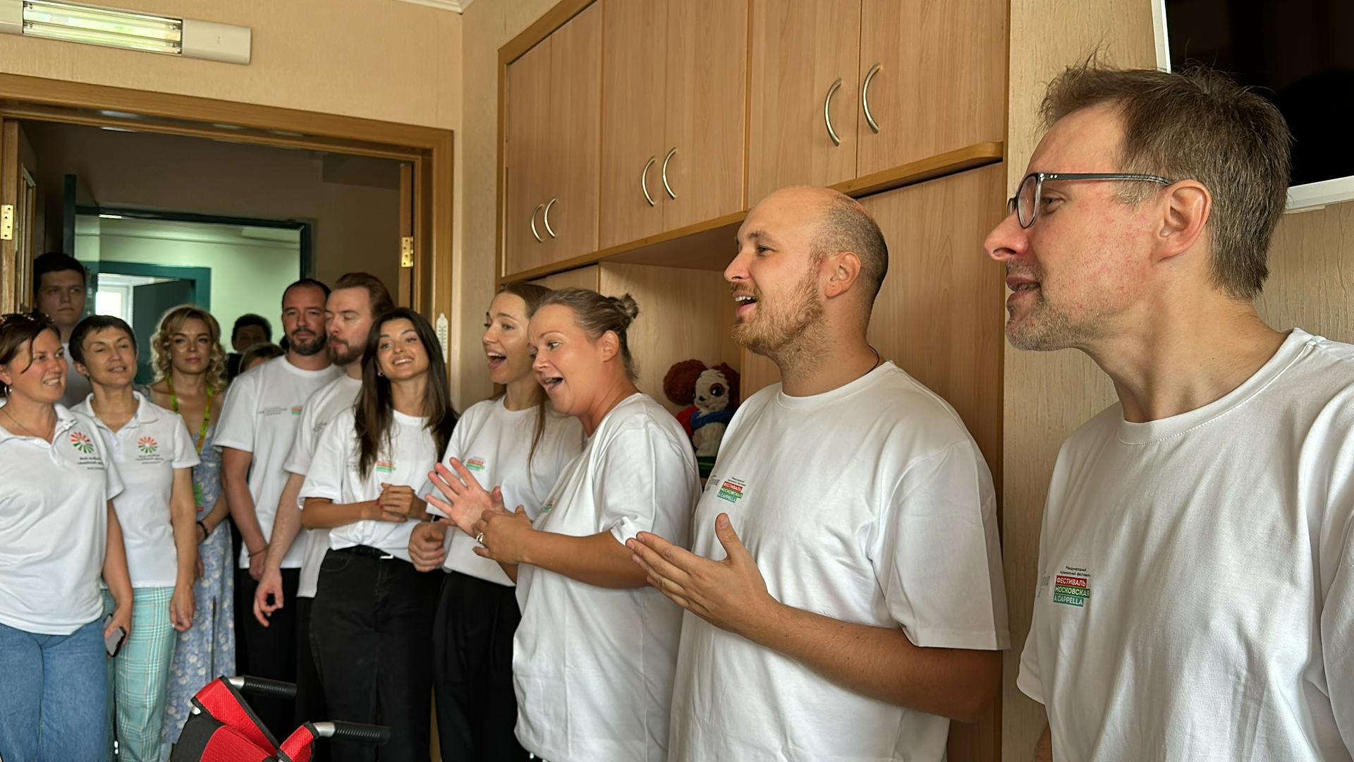 Участники «Московской A Capрellа» в рамках форума-фестиваля «Москва 2030» спели для участников СВО