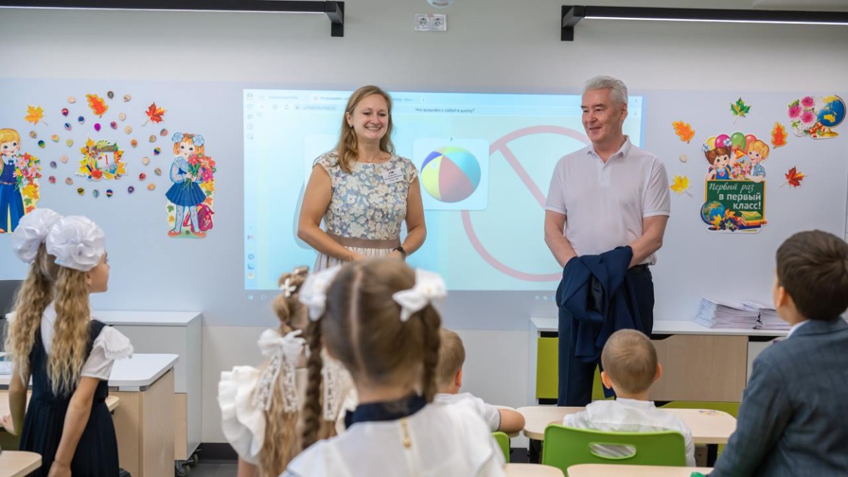 Сергей Собянин открыл обновленную школу на юго-западе Москвы