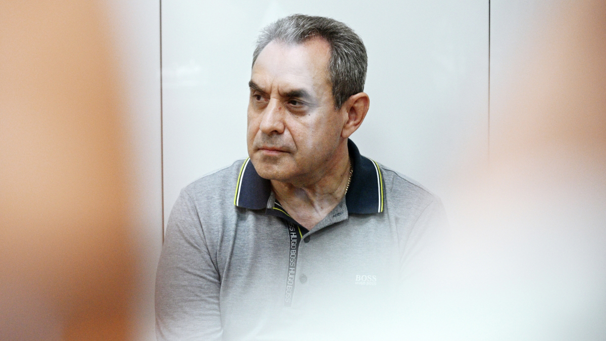 Замкомандующего ЛенВО Муминджанова арестовали по делу о взятках: карьера, награды и суд над скандальным генералом