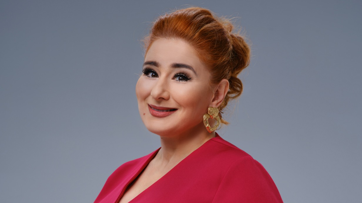 Актриса Юлия Куварзина полюбилась зрителям благодаря своему образу милой и добродушной девушки