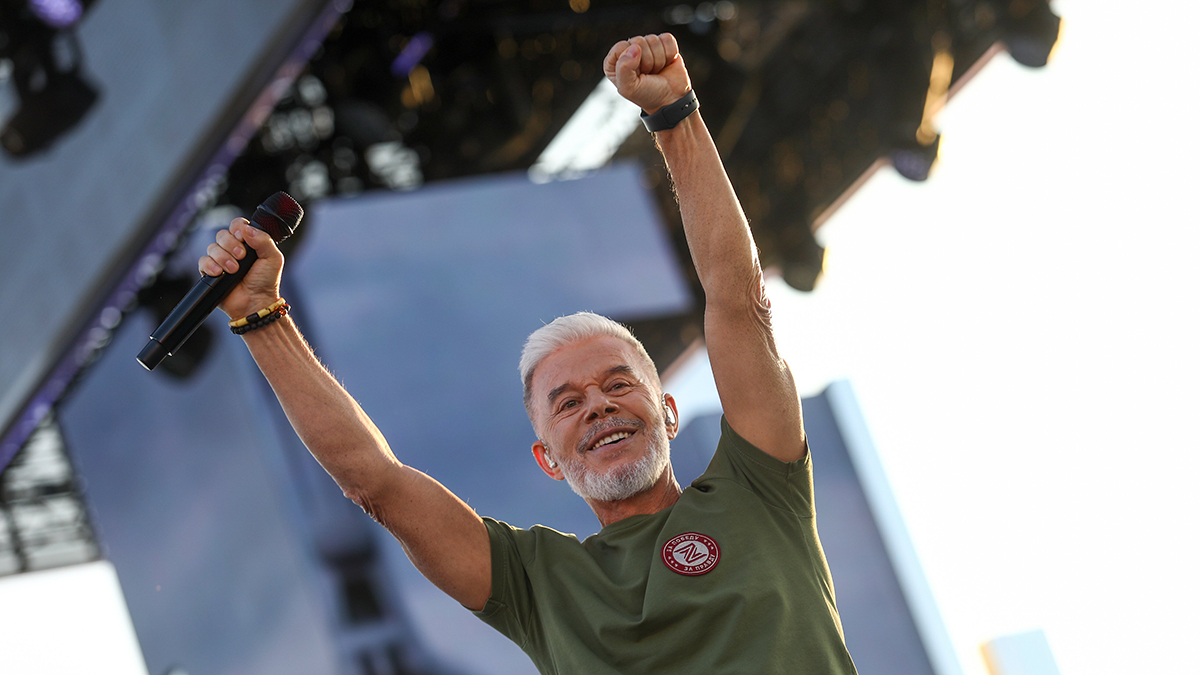 Суд оставил без движения иск к Газманову на 44 миллиона рублей