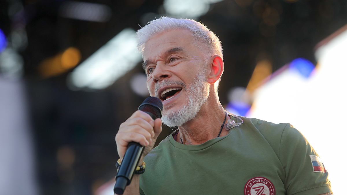 «Еле успели выскочить»: Газманов раскрыл детали эвакуации из-за пожара в Москве