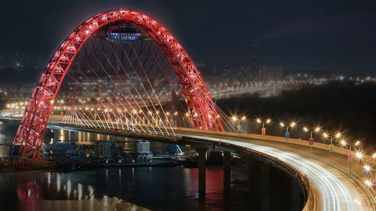 Мост на северо-западе Москвы оборудуют архитектурно-художественной подсветкой 
