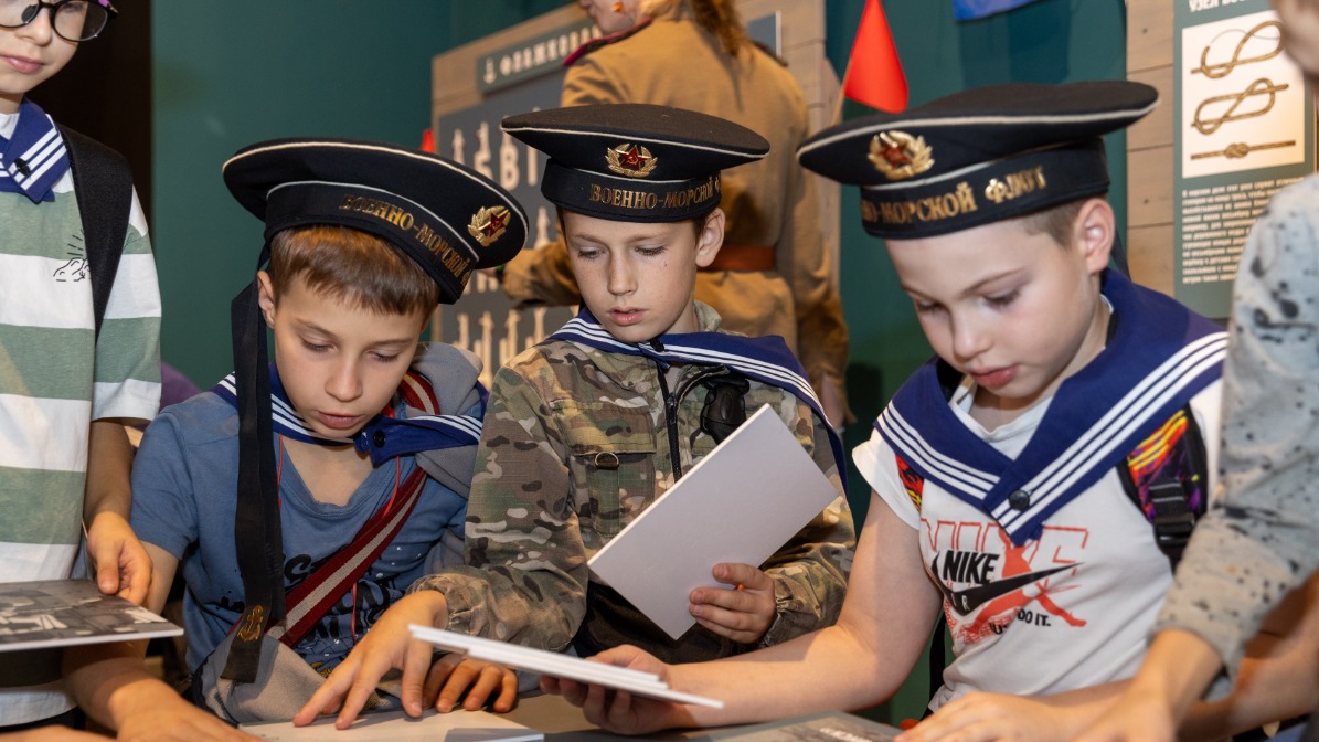 В Музее Победы юные москвичи узнали о соловецких юнгах 