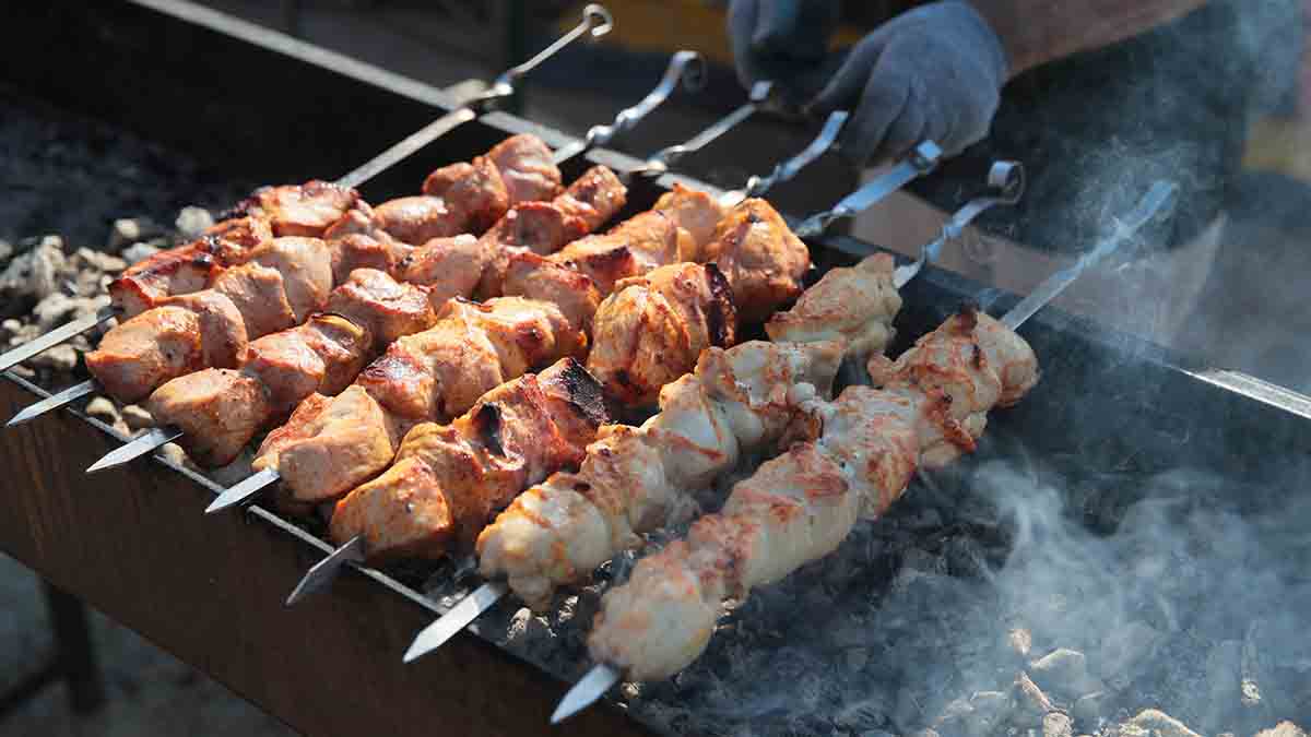 Диетический шашлык: как приготовить
