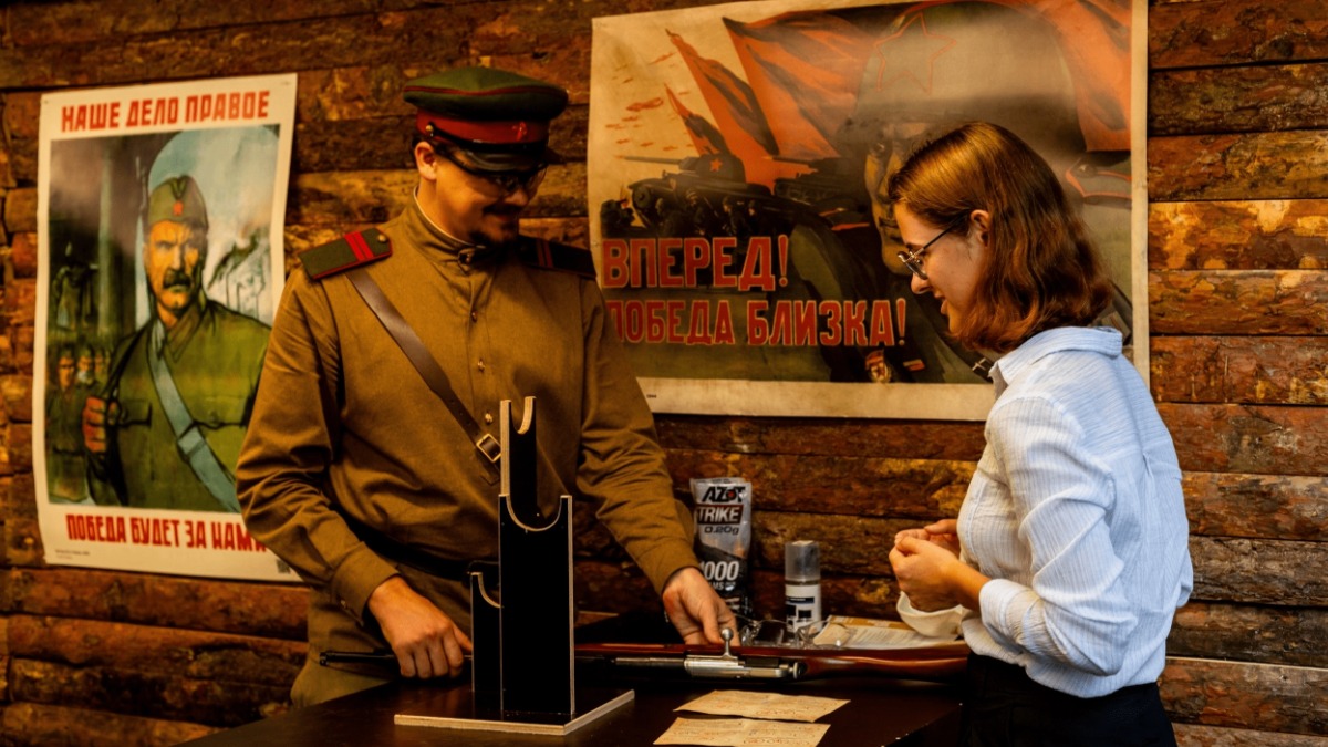 Москвичи посетили новую интерактивную площадку в парке у Музея Победы