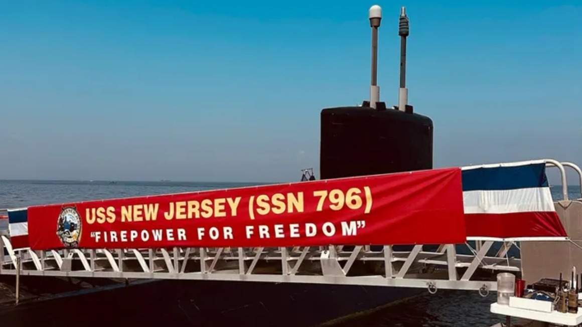 ВМС США поставили на службу новую уникальную атомную подводную лодку New Jersey