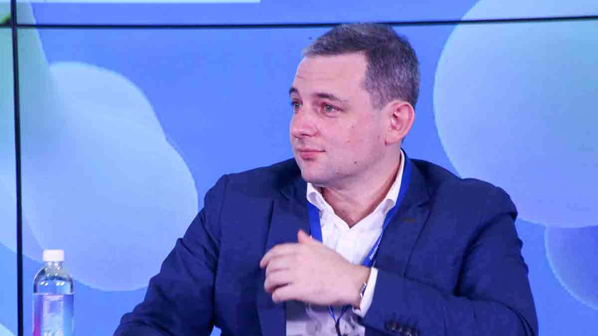 Бывший замглавы правительства Подмосковья Бронштейн ушел на СВО