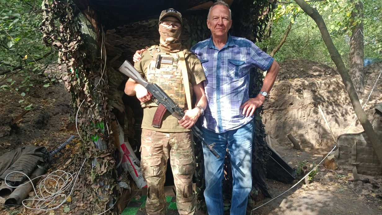 Бойца с позывным «Крос» в зоне спецоперации навестил его отец Александр Краснов