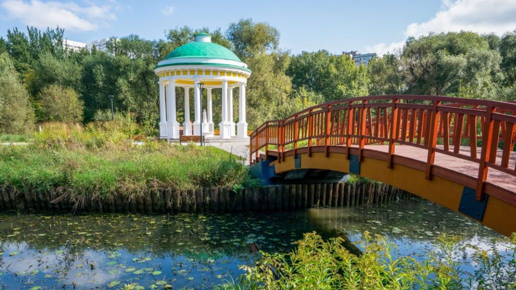 Работы по благоустройству в «Парке Яуза» в СВАО выполнены на 90 процентов