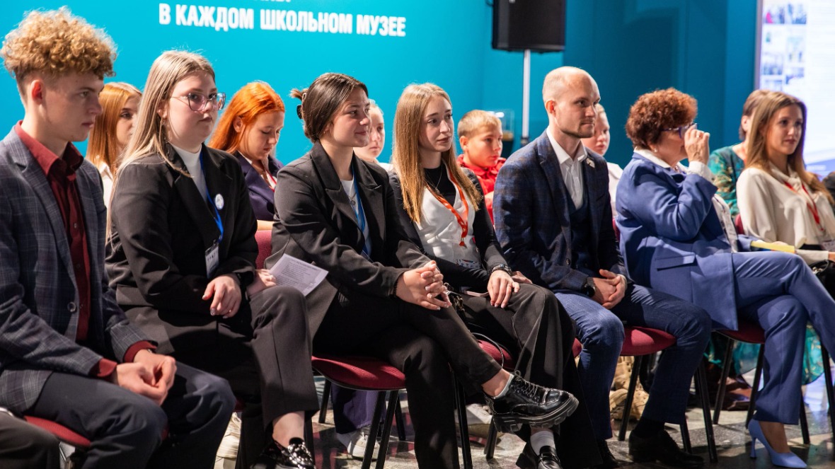 В Музее Победы наградили активистов школьных музеев