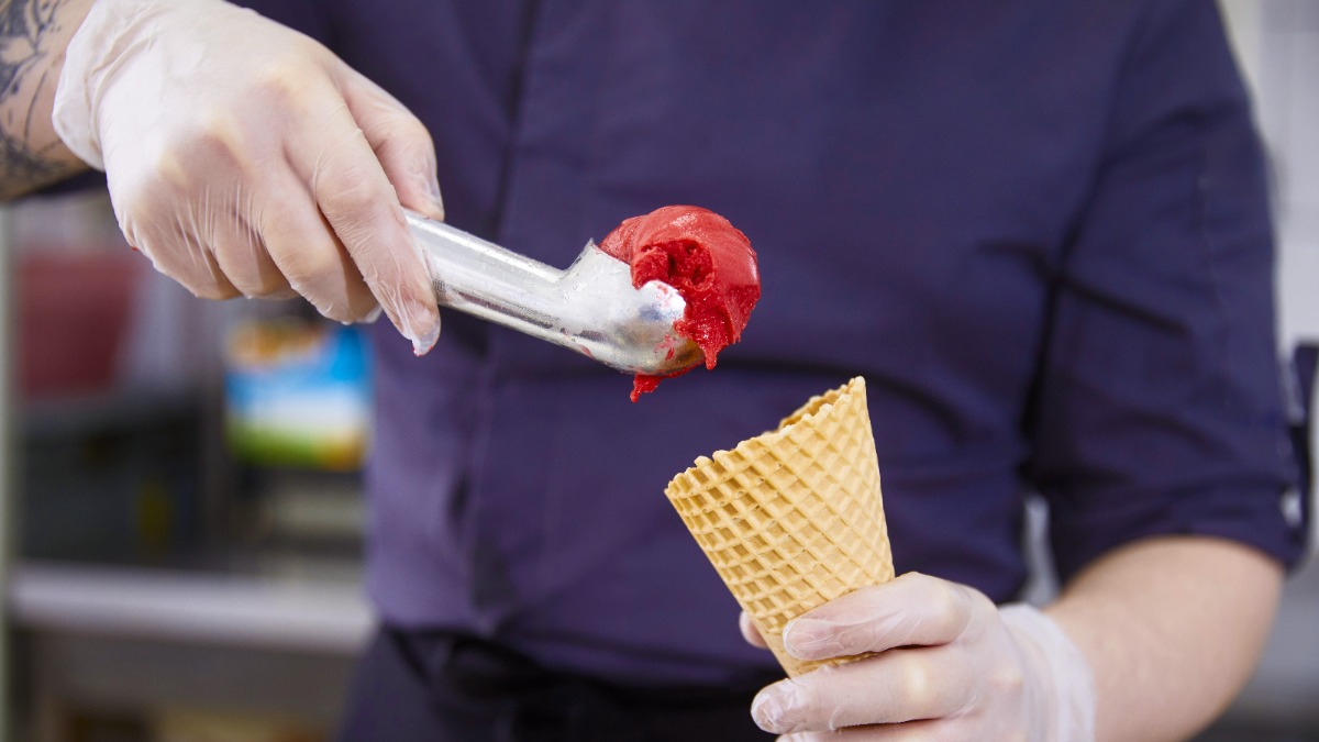 Мюсли в Индонезии и мороженое в Сенегале: где сегодня можно купить московские товары