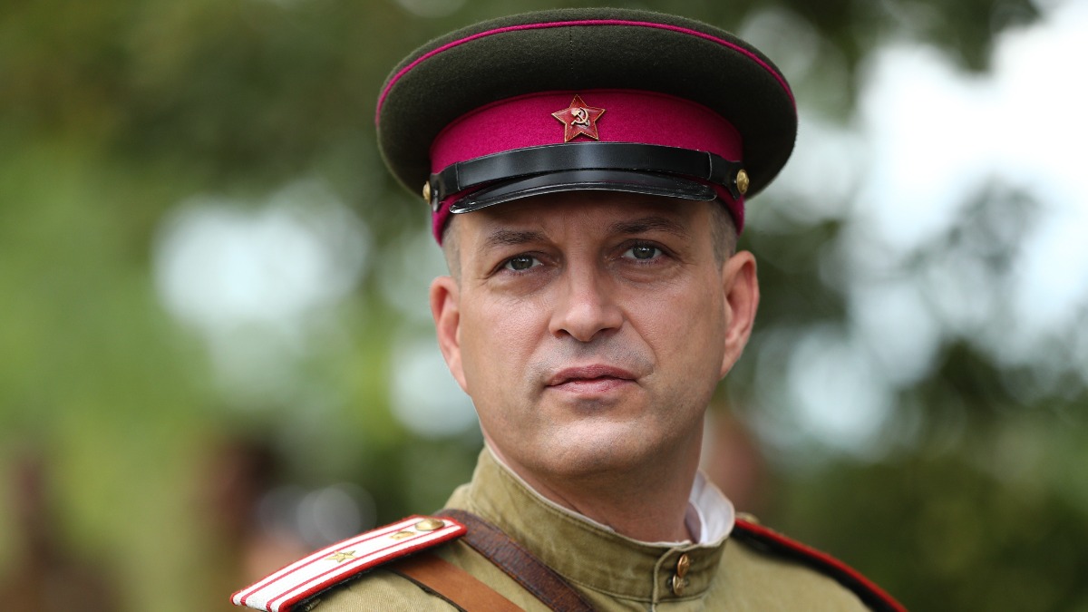  Звезду сериала «По законам военного времени» Воловенко сняли с рейса в Хабаровске