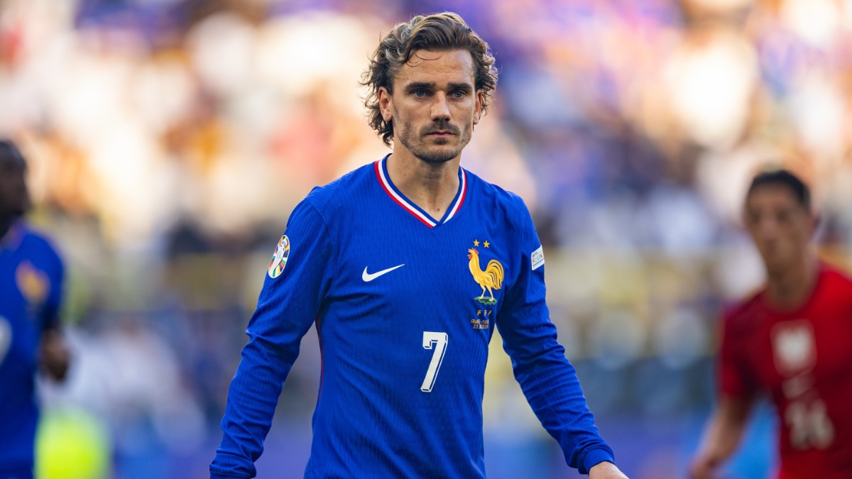 Чемпион мира по футболу 2018 года Гризманн завершил карьеру в сборной Франции