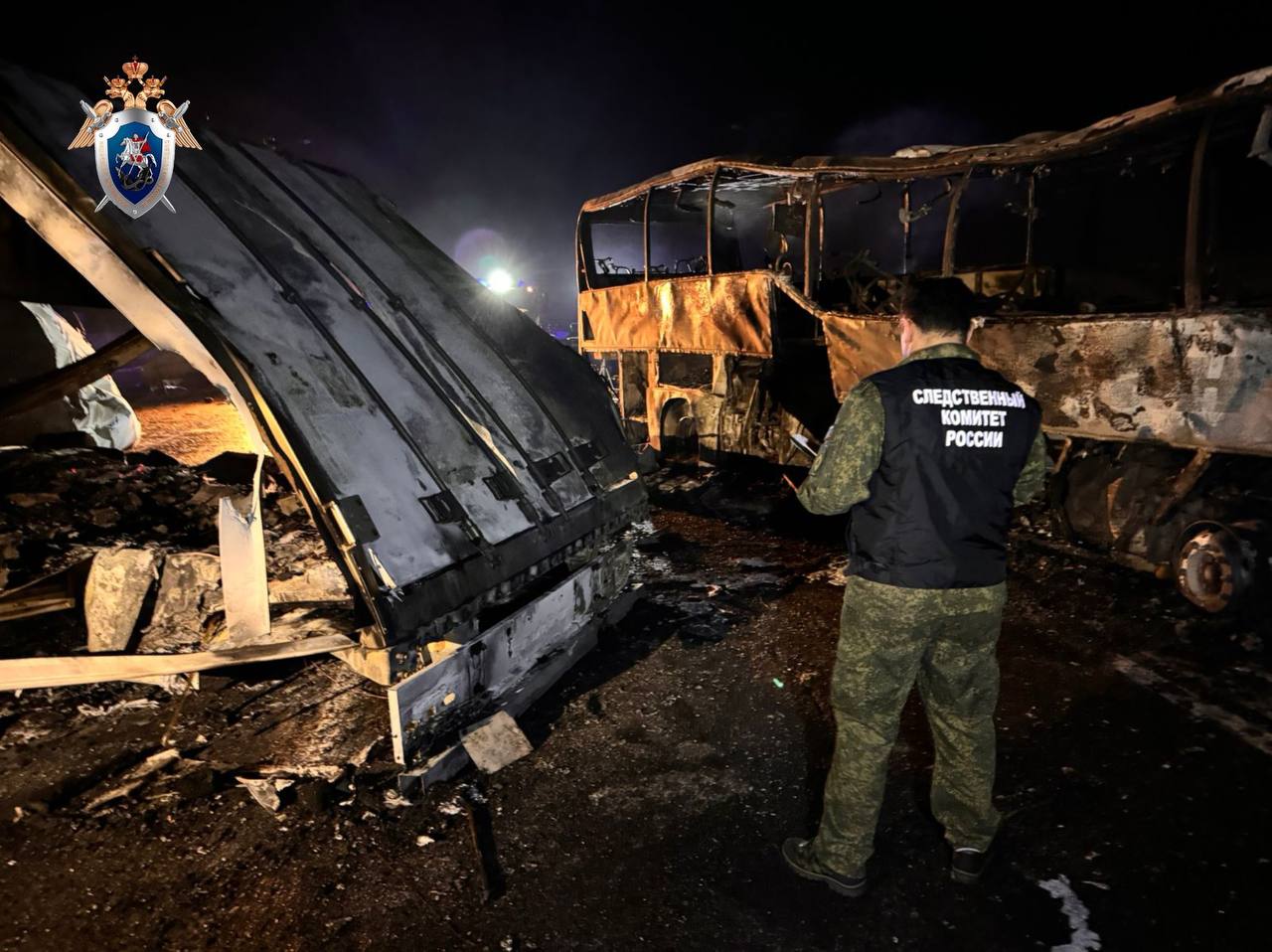 Водитель сгорел заживо: что известно об аварии автобуса с фурой на Кубани