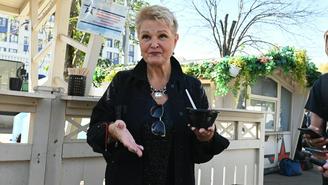 Певица пожелала воинам сил, энтузиазма и позитива