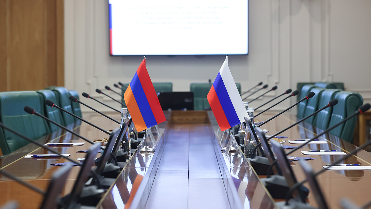 МИД Армении вызвал посла РФ из-за недовольства высказываниями на российском ТВ