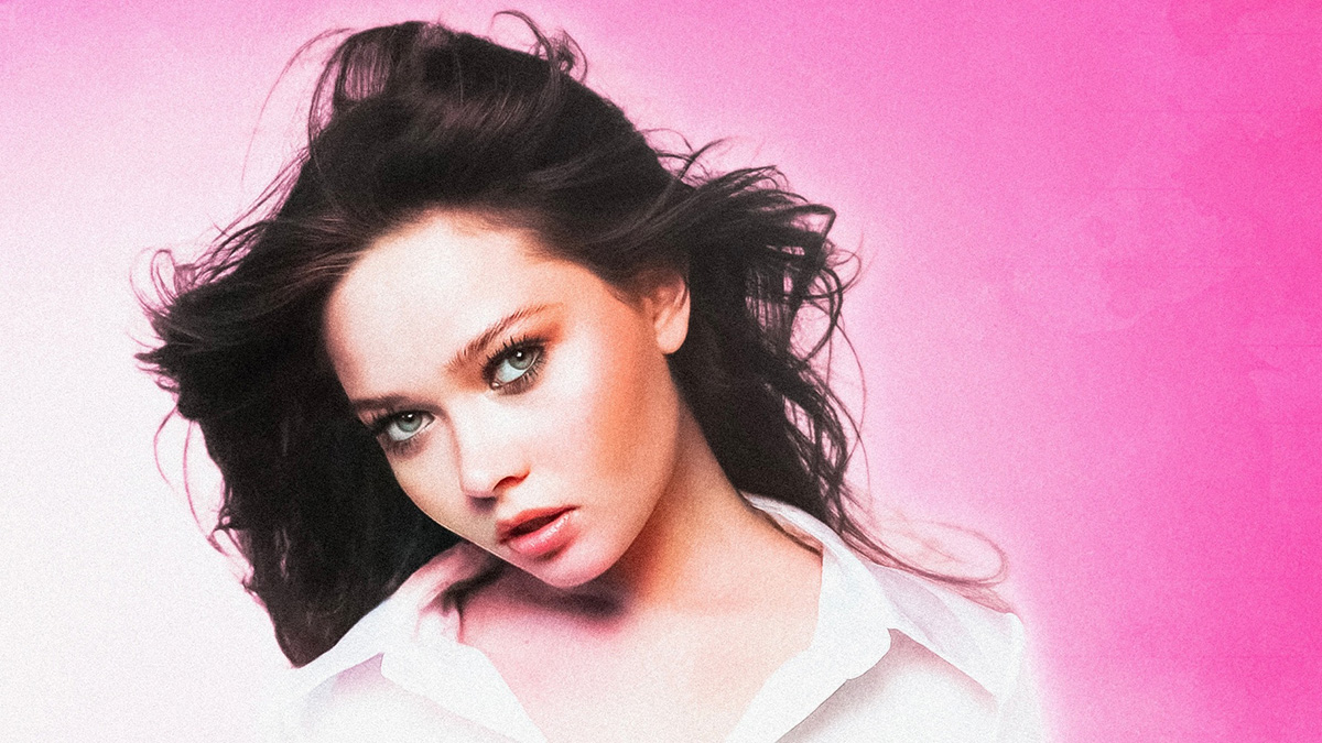 Baza: Творчество блогера Анны Ениной проверит полиция 