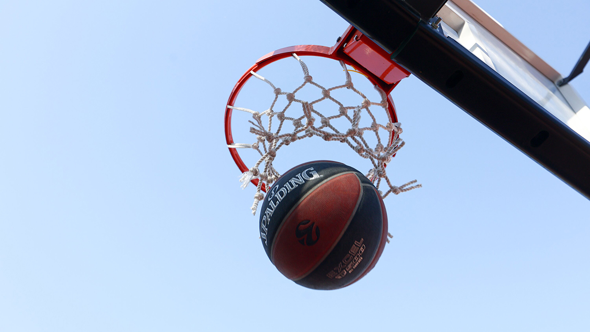 Жена баскетболиста избила его во время матча в Никарагуа