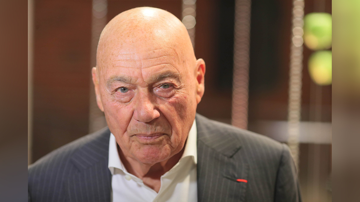 Познер высказался о проверке Урганта на признаки иноагента