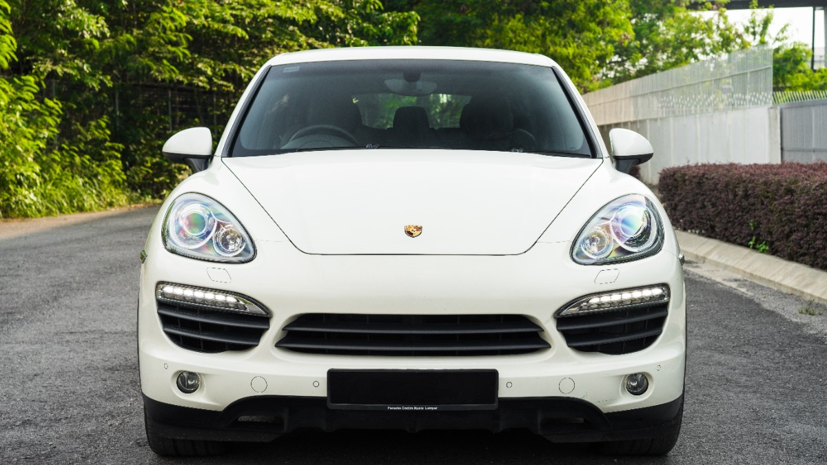 Начальника УФНС по ЯНАО задержали за взятку в виде Porsche Cayenne