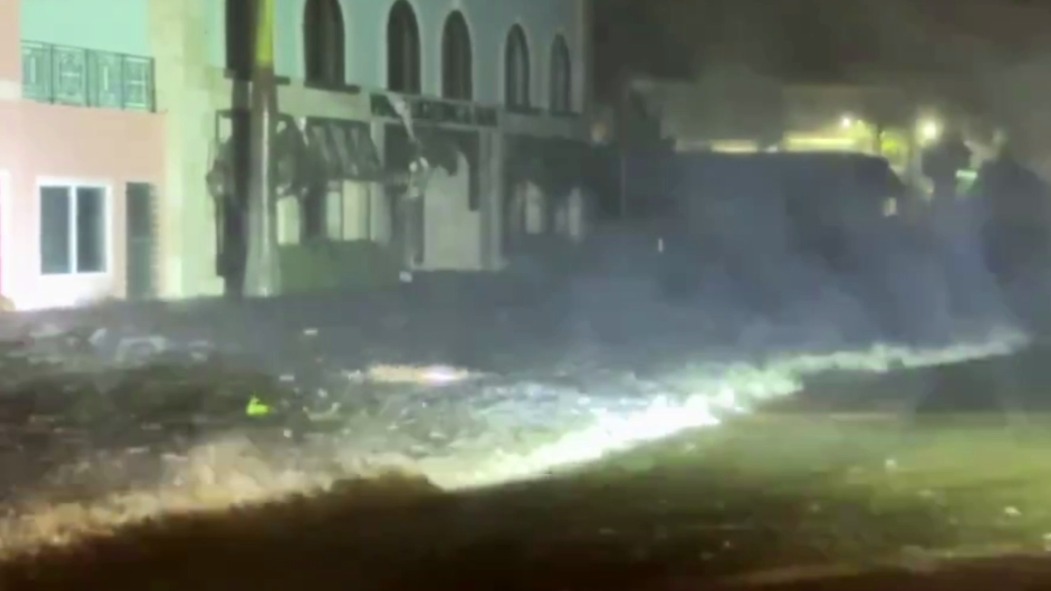 Последствия урагана «Милтон» в США с затопленными улицами попали на видео