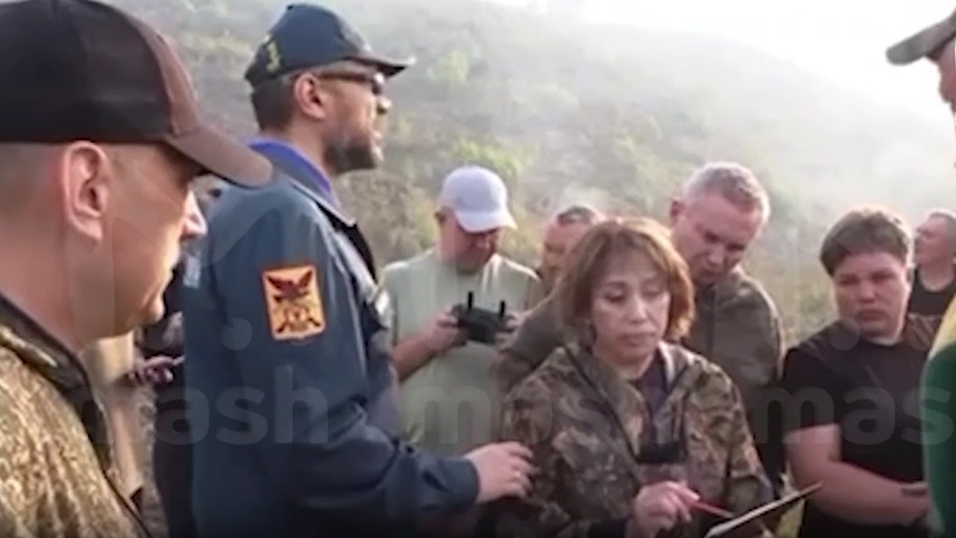 Губернатор Забайкалья поковырялся в носу и вытерся об главу лесничества (видео)