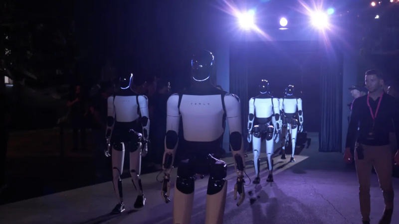 Стало известно, сколько будет стоить робот от Tesla