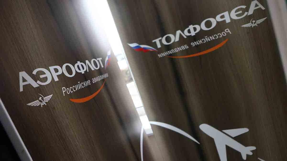 «Аэрофлот» корректирует расписание рейсов из-за ограничений в аэропорту Петербурга