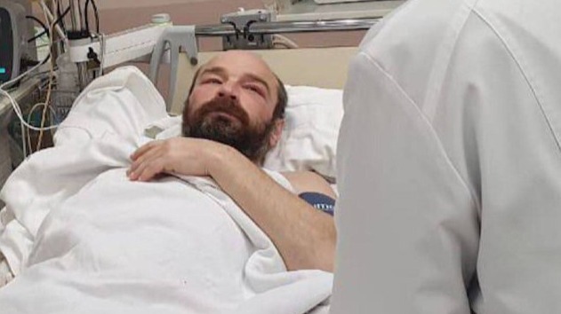 Появились первые кадры из реанимации с найденным в Охотском море Пичугиным