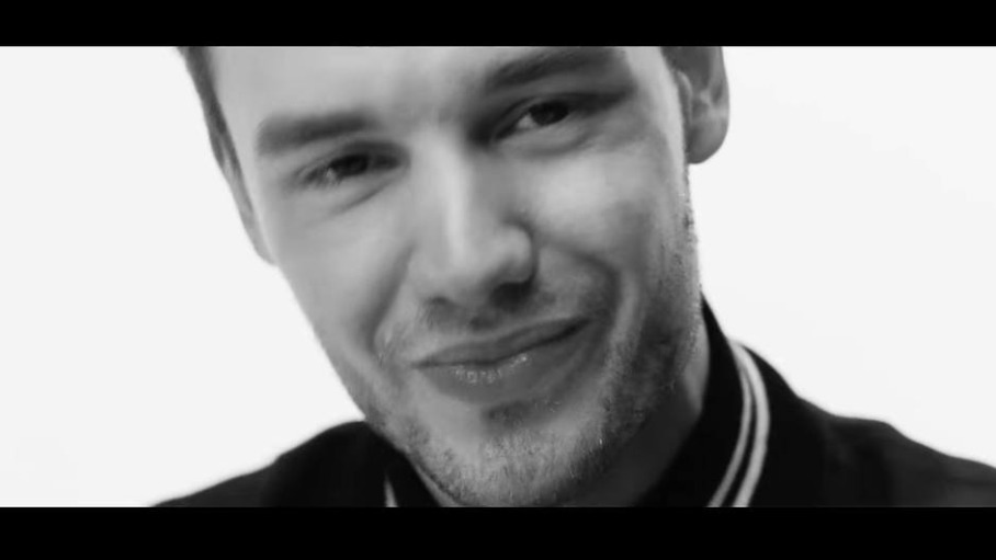 Солист One Direction Пейн за несколько часов до смерти опубликовал видео 