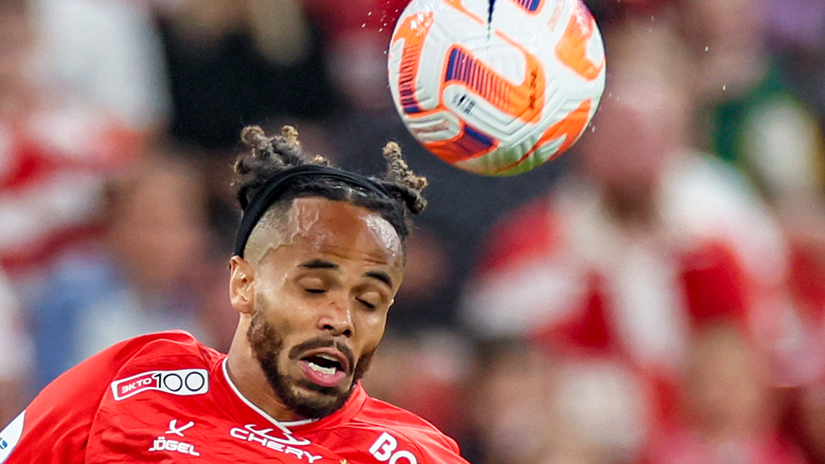 «Спартак» разочаровался в футболисте Бонгонда и хочет продать игрока