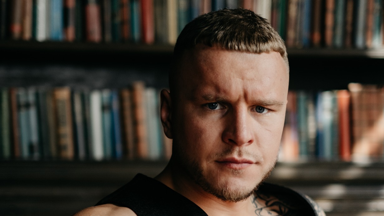 Евгений Шишков уверен, что современных детей надо обязательно приучать к спорту