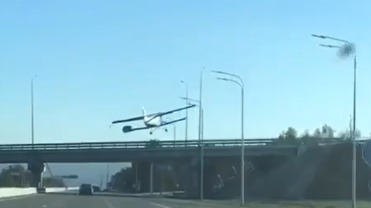 Появились кадры аварийной посадки Ан-2 в Ставропольском крае