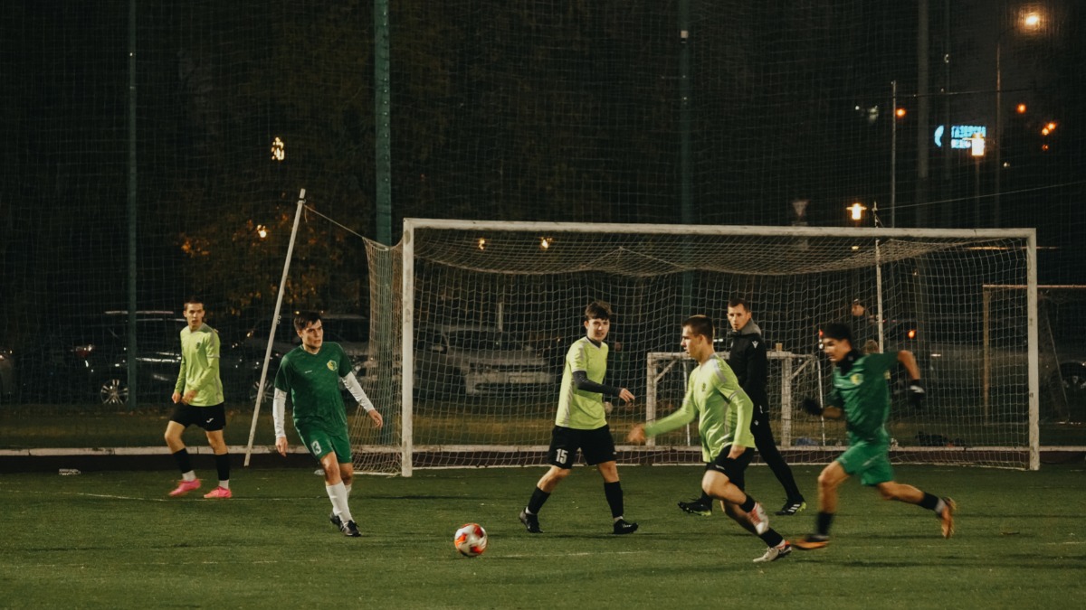 Одна из старейших футбольных школ столицы отпраздновала 50-летие