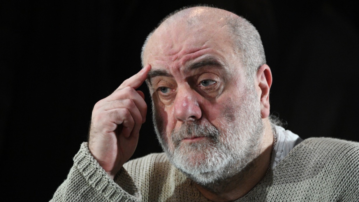 Владимир Мирзоев сравнивает общение зрителя и актера с сеансом психотерапии