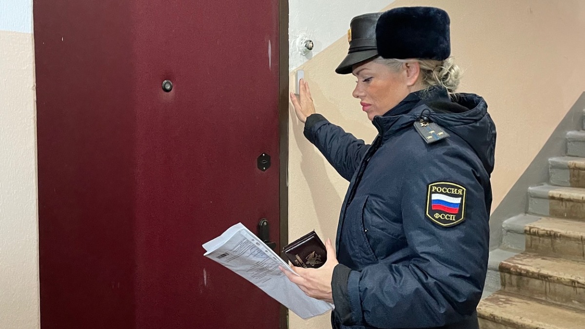 «Главной ценностью являются люди»: как судебные приставы помогают москвичам