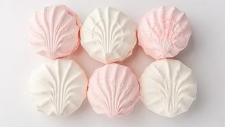 Можно ли отправиться зефиром и как проверить на глаз его качество: советы эксперта