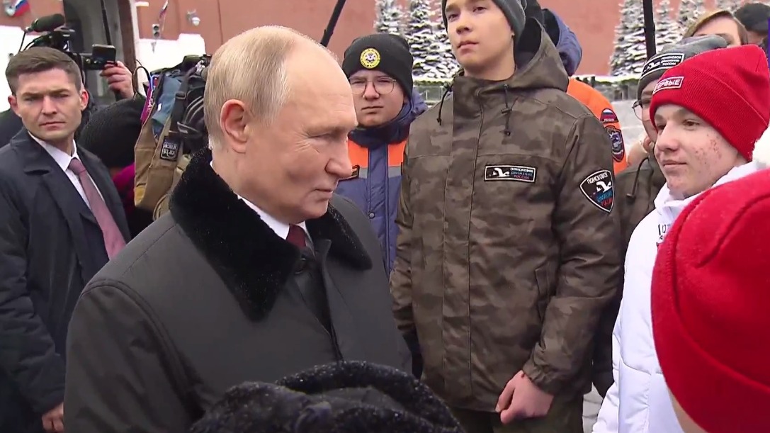 «Чтобы я не сдавался»: Путин пообщался с 11-летним сыном погибшего героя СВО