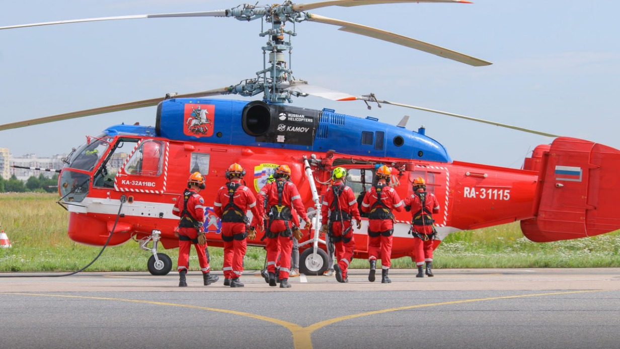 Собянин: Экипажи Московского авиацентра помогают в самых экстренных ситуациях