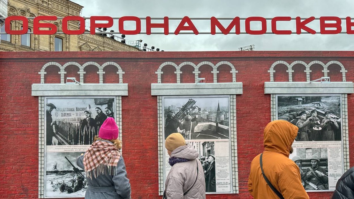 Москвичи и гости столицы могут увидеть экспонаты Музея Победы на Красной площади